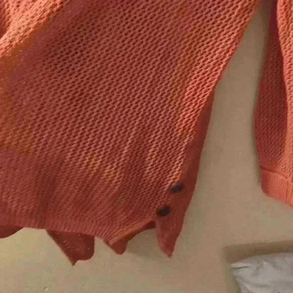 Simply Noelle, large pink sweater - Picture 4 of 5